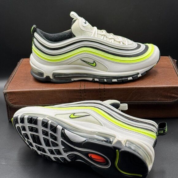 Nike Air Max 97 SE 'White Volt' - Picture 10 of 10